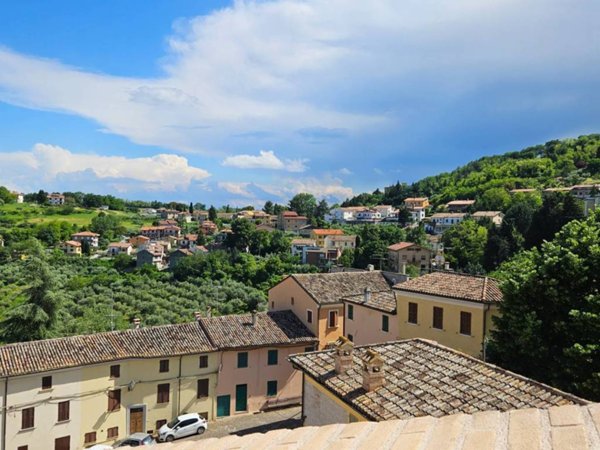 casa indipendente in vendita a Cartoceto