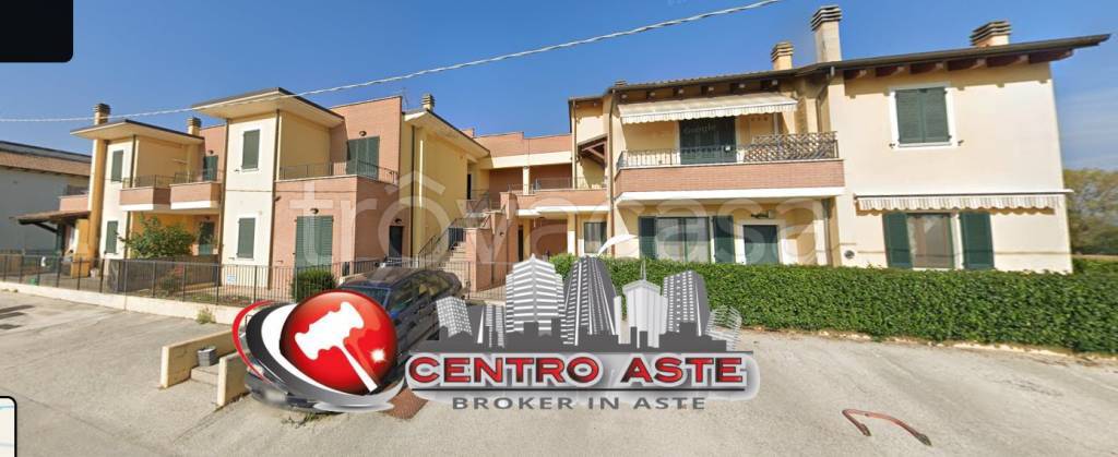appartamento in vendita a Cartoceto in zona Lucrezia