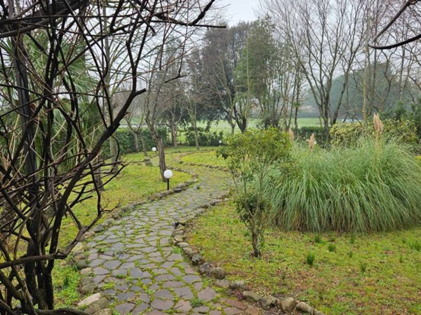 casa indipendente in vendita a Cartoceto in zona Lucrezia