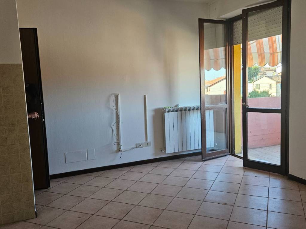 appartamento in vendita a Cartoceto in zona Lucrezia