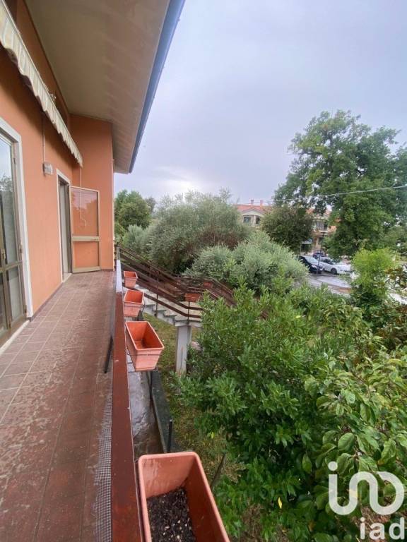 appartamento in vendita a Cartoceto in zona Lucrezia