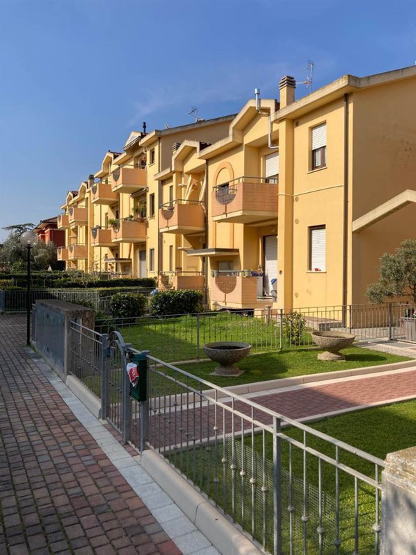 appartamento in vendita a Cartoceto in zona Lucrezia