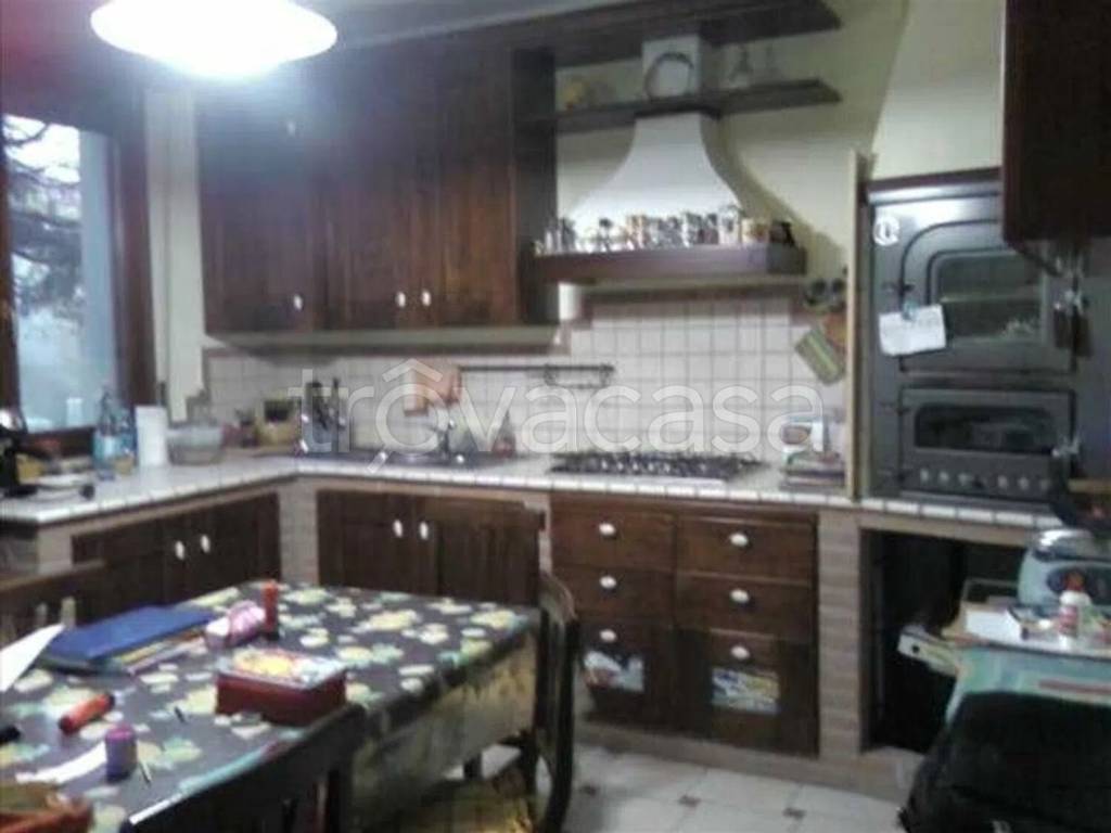 casa indipendente in vendita a Cartoceto in zona Lucrezia