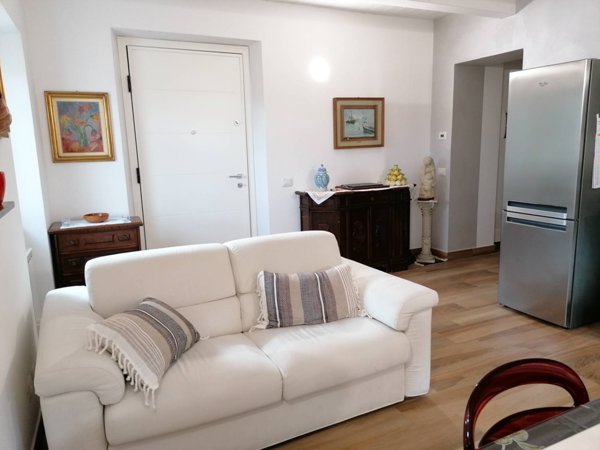 casa indipendente in vendita a Cartoceto in zona Lucrezia