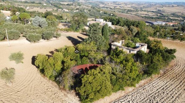 casa indipendente in vendita a Cartoceto
