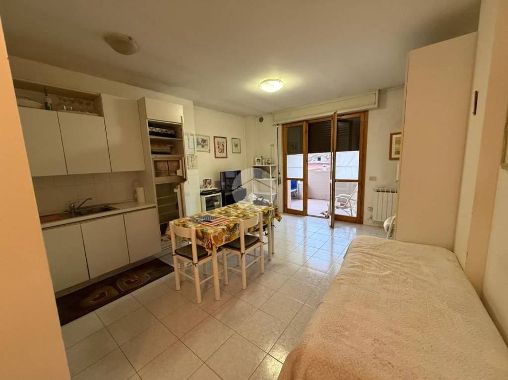 appartamento in vendita a Cartoceto in zona Lucrezia