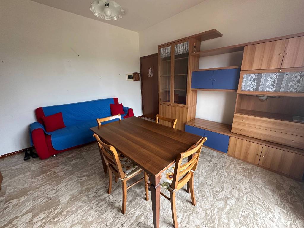 appartamento in vendita a Cartoceto in zona Lucrezia