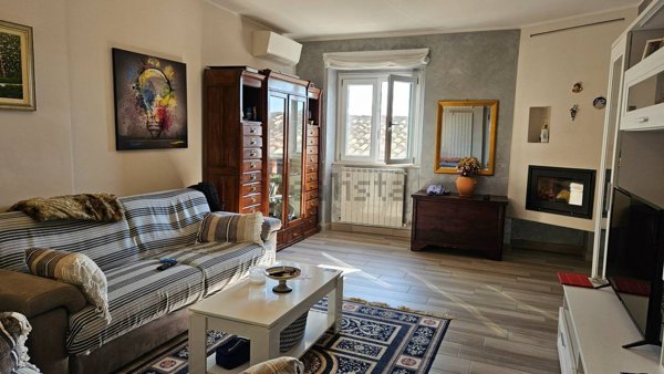 appartamento in vendita a Cartoceto in zona Lucrezia