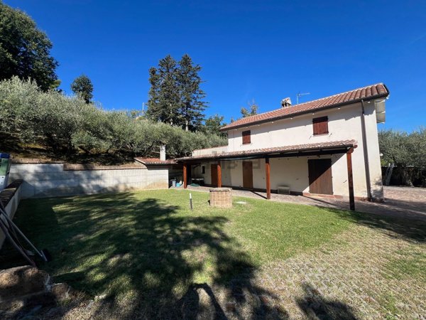 casale in vendita a Cartoceto