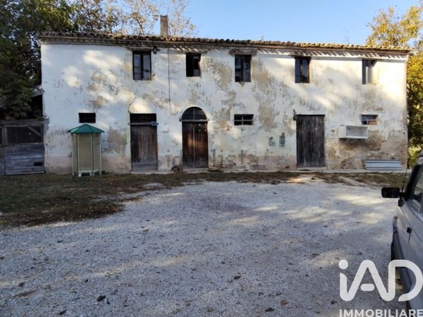 casale in vendita a Cartoceto