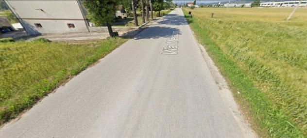 locale commerciale in vendita a Cartoceto in zona Lucrezia