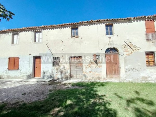 casa indipendente in vendita a Cartoceto