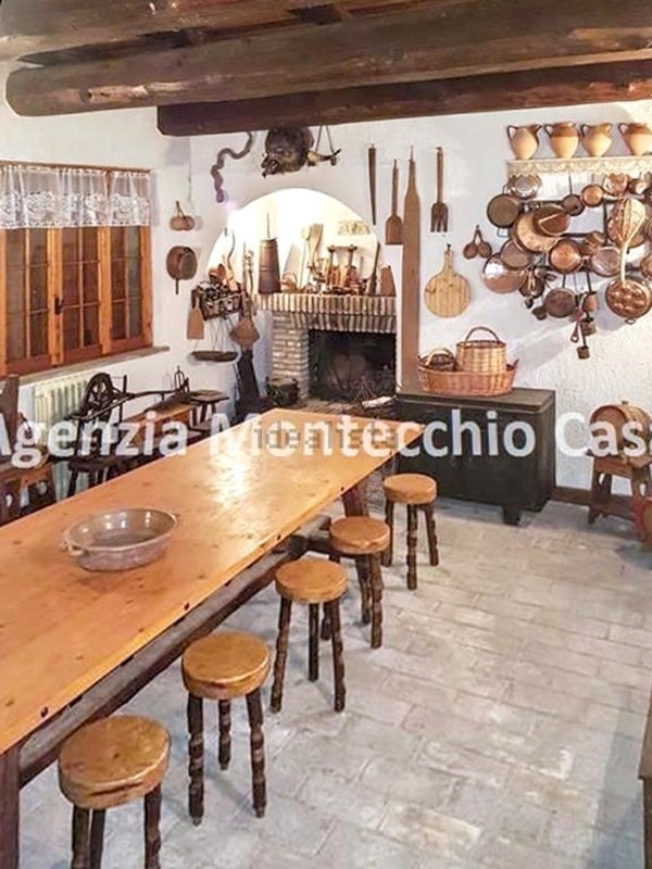 casa indipendente in vendita a Cartoceto