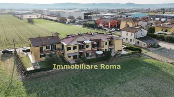 appartamento in vendita a Cartoceto in zona Lucrezia