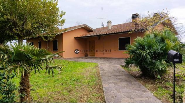 casa indipendente in vendita a Cartoceto in zona Lucrezia