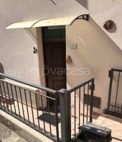 appartamento in vendita a Cartoceto in zona Sant'Anna