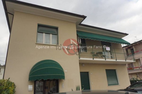 casa indipendente in vendita a Cartoceto