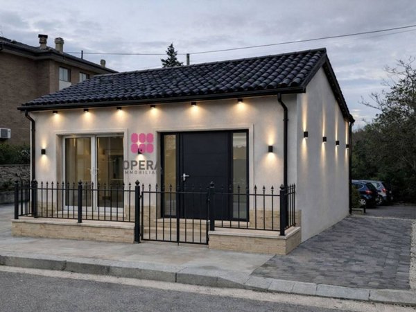 casa indipendente in vendita a Cartoceto in zona Lucrezia