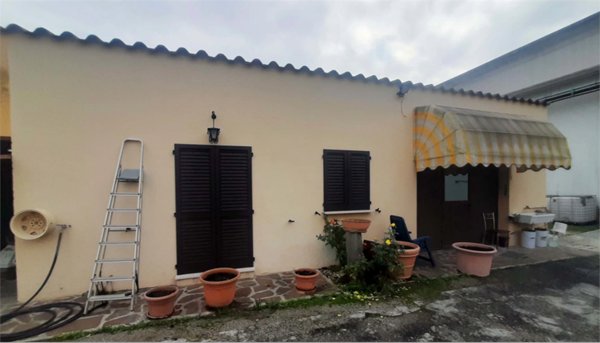 locale di sgombero in vendita a Cartoceto in zona Lucrezia
