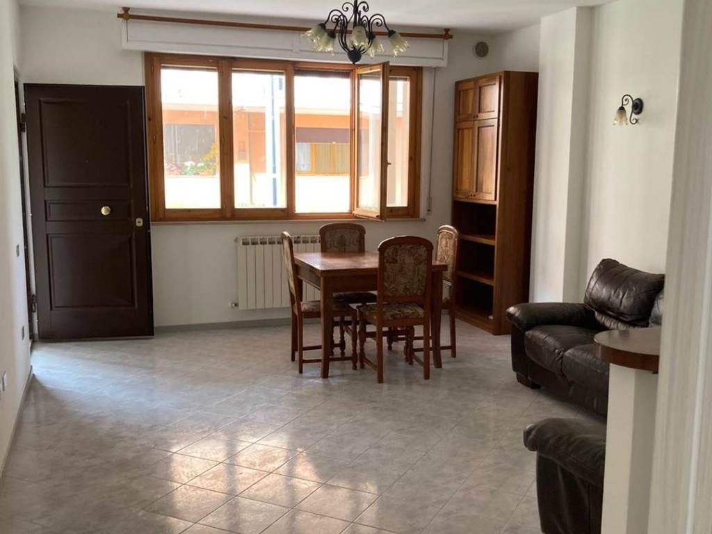appartamento in vendita a Cartoceto in zona Lucrezia