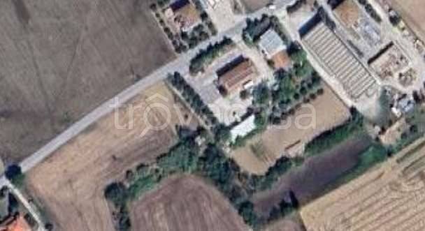 locale di sgombero in vendita a Cartoceto