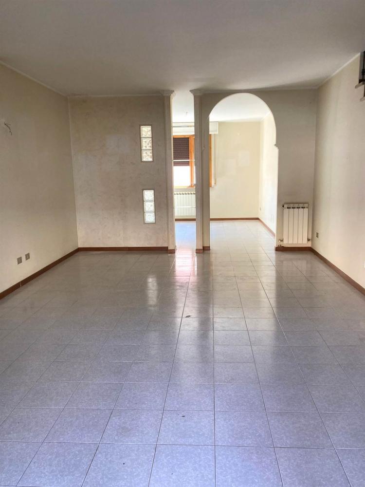 appartamento in vendita a Cartoceto in zona Lucrezia