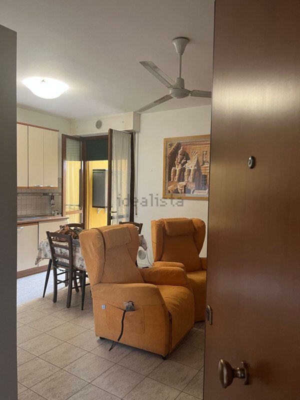 appartamento in vendita a Cartoceto in zona Lucrezia