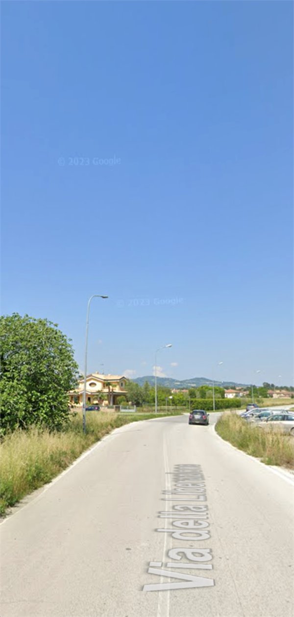 terreno edificabile in vendita a Cartoceto in zona Lucrezia