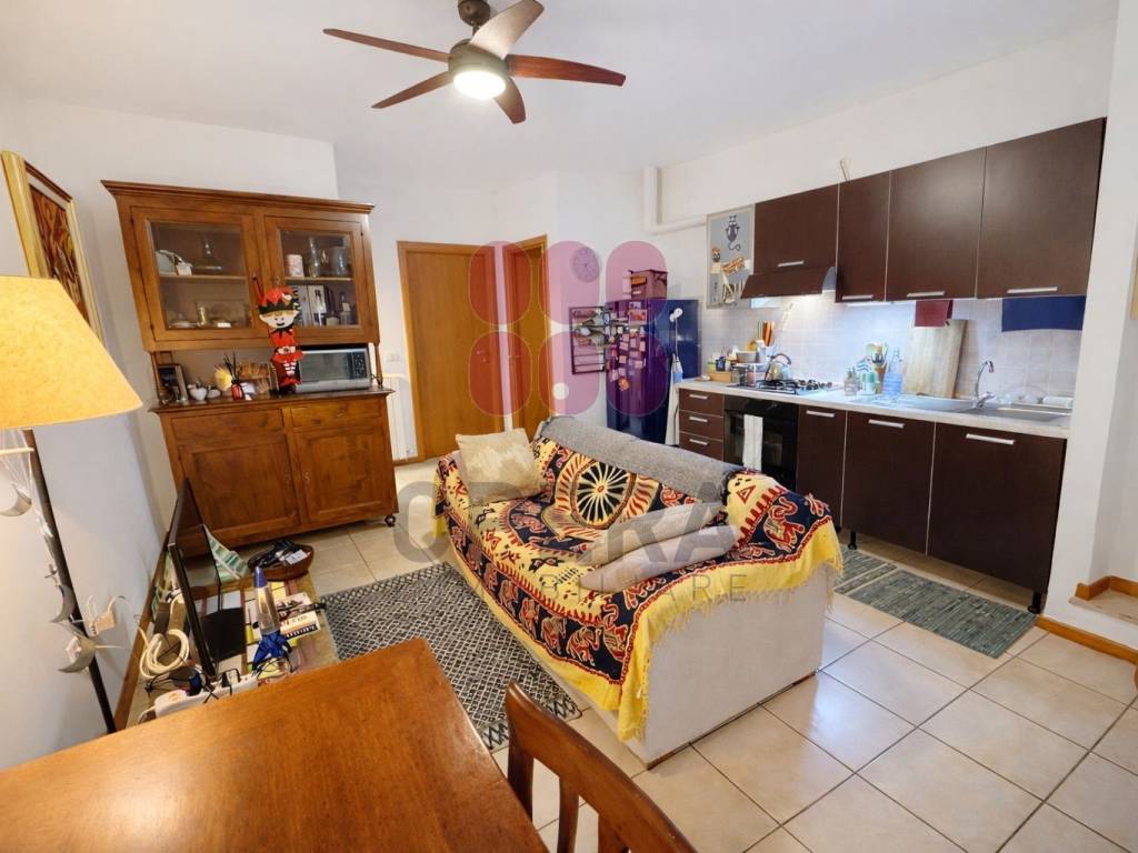 appartamento in vendita a Cartoceto in zona Lucrezia