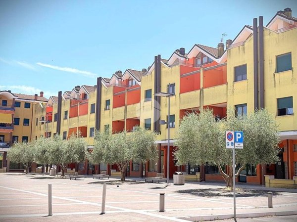 appartamento in vendita a Cartoceto in zona Lucrezia