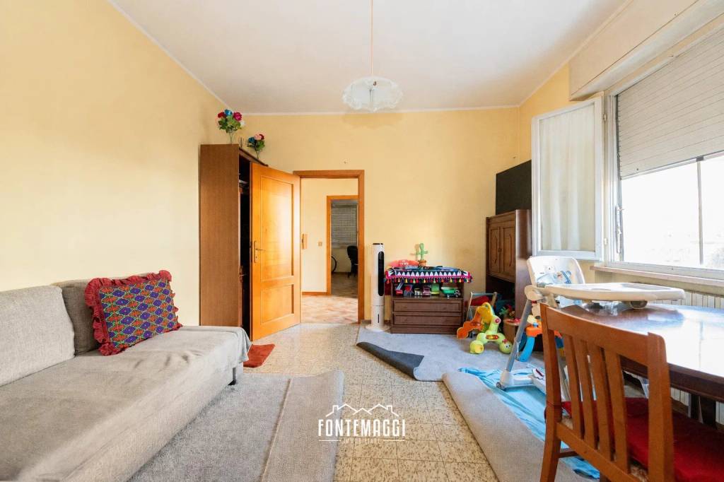 appartamento in vendita a Cartoceto in zona Lucrezia