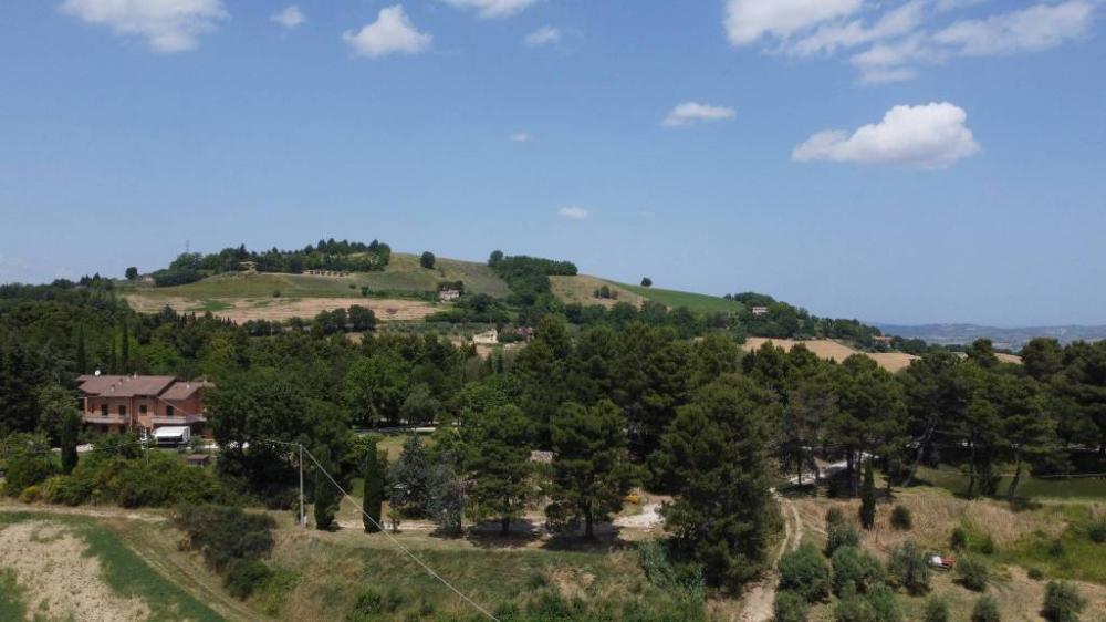 terreno in vendita a Cartoceto in zona Sant'Anna