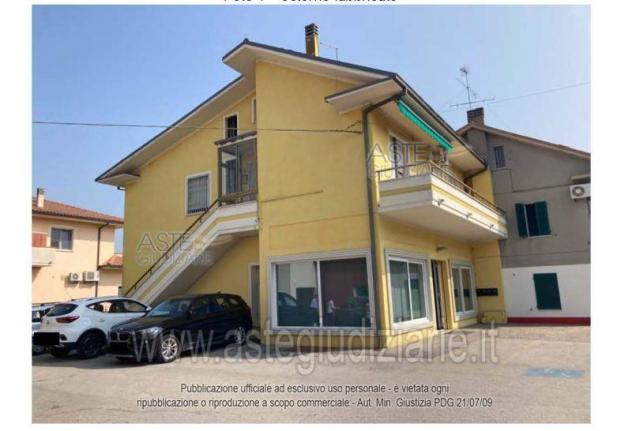 appartamento in vendita a Cartoceto in zona Lucrezia