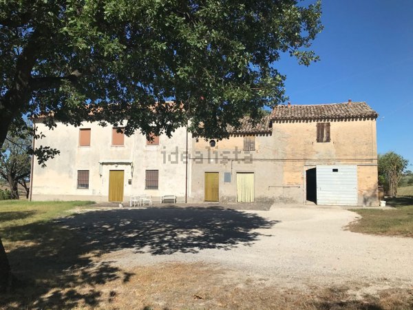 casale in vendita a Cartoceto in zona Sant'Anna
