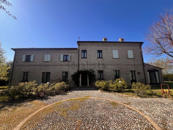 casa indipendente in vendita a Cartoceto