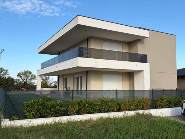 appartamento in vendita a Cartoceto in zona Lucrezia