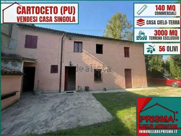 casa indipendente in vendita a Cartoceto in zona Sant'Anna
