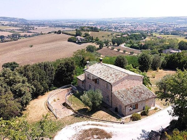 casa indipendente in vendita a Cartoceto in zona Sant'Anna