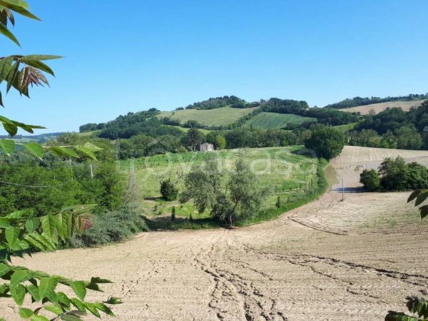 casa indipendente in vendita a Fano in zona Fenile