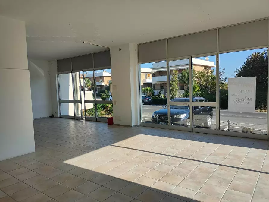 ufficio in vendita a Fano