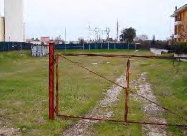 terreno edificabile in vendita a Fano in zona Centinarola