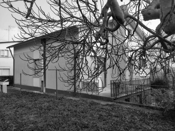 casa indipendente in vendita a Fano