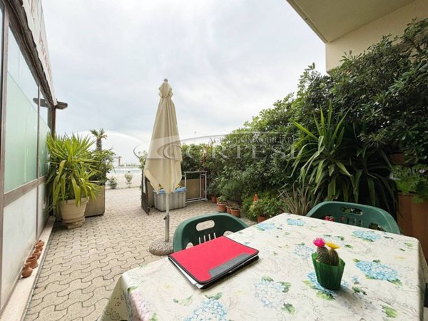 appartamento in vendita a Fano in zona Marotta