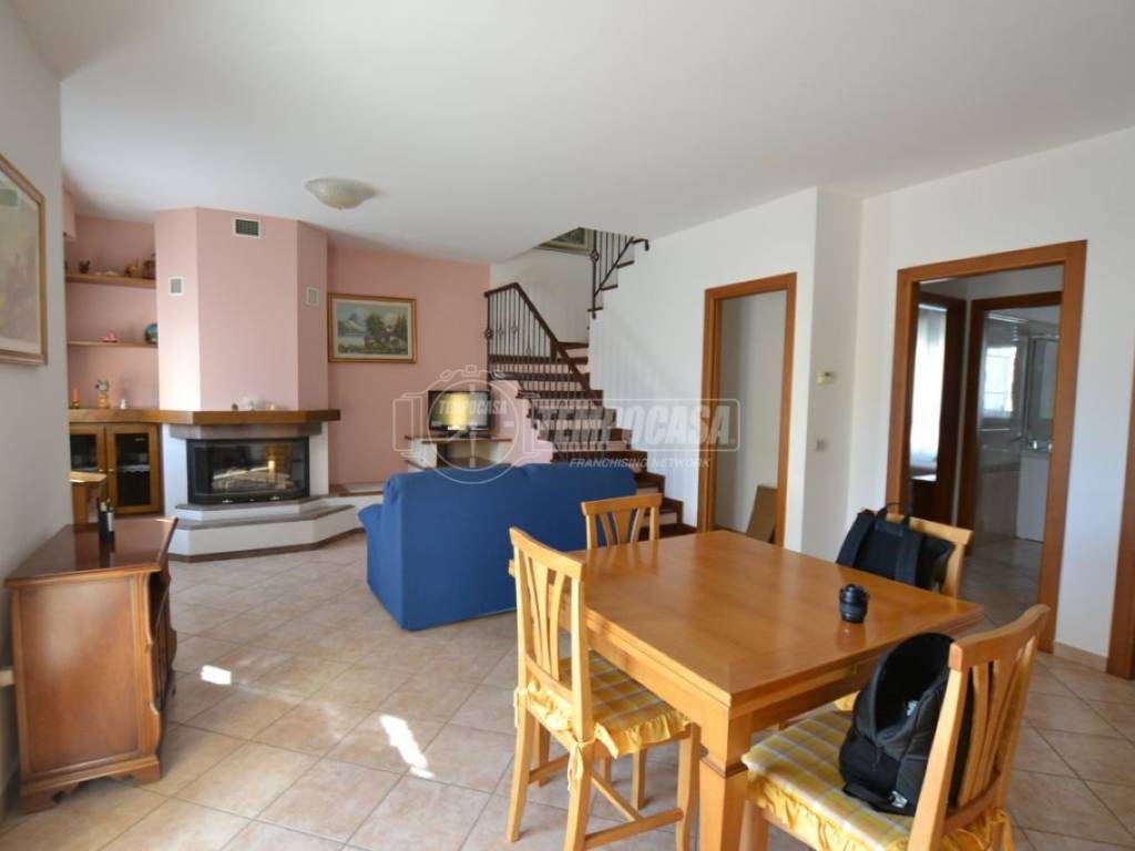appartamento in vendita a Fano in zona Bellocchi