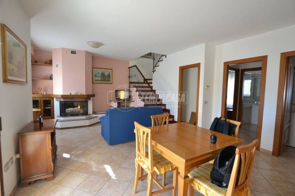 appartamento in vendita a Fano in zona Bellocchi