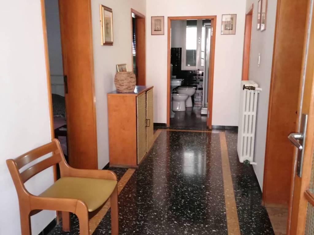 casa indipendente in vendita a Fano