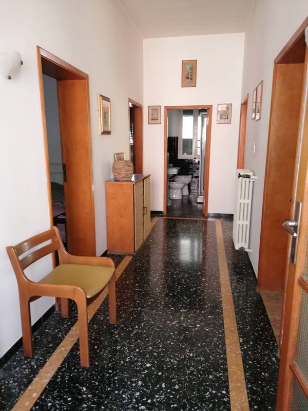 casa indipendente in vendita a Fano