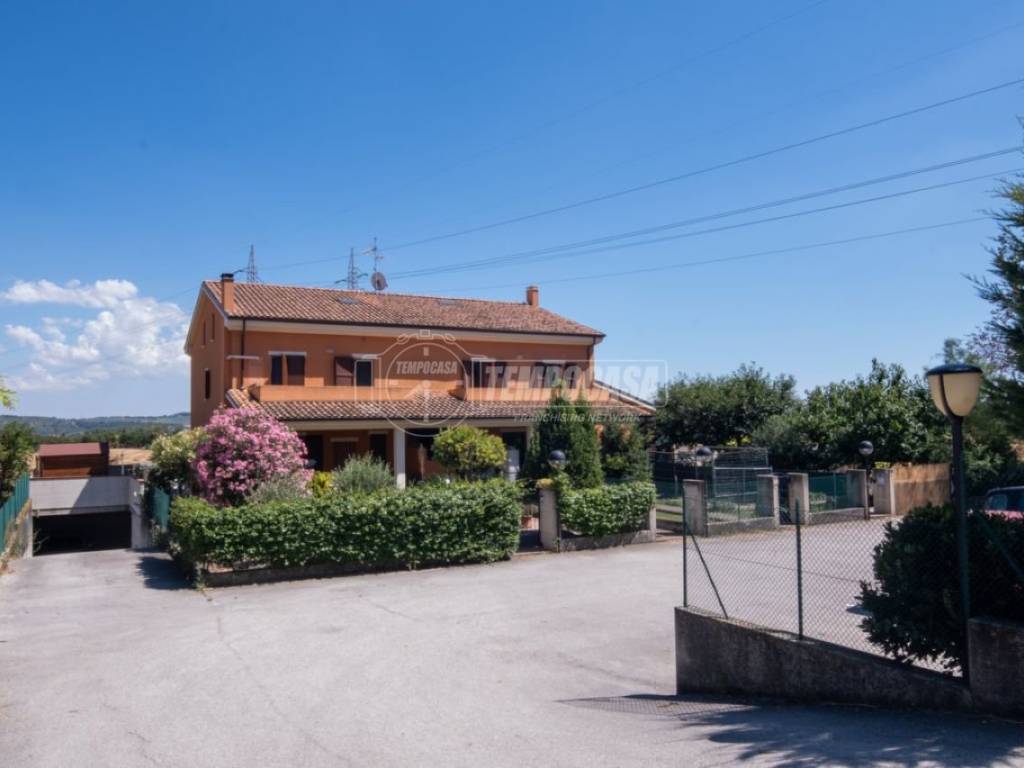 appartamento in vendita a Fano in zona Bellocchi