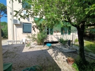 casa indipendente in vendita a Fano