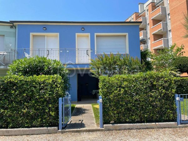 appartamento in vendita a Fano in zona Torrette